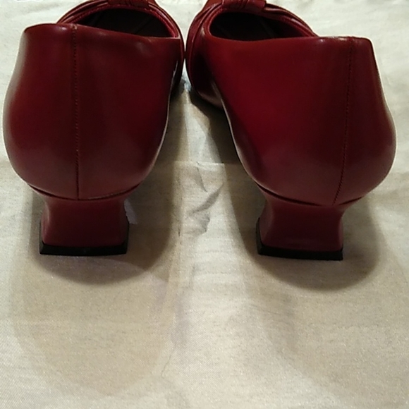 Red Waive easy street ladies dress heels - Picture 3 of 5